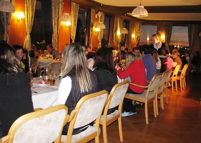 Alpinum Hotel Treffen am Ossiacher See